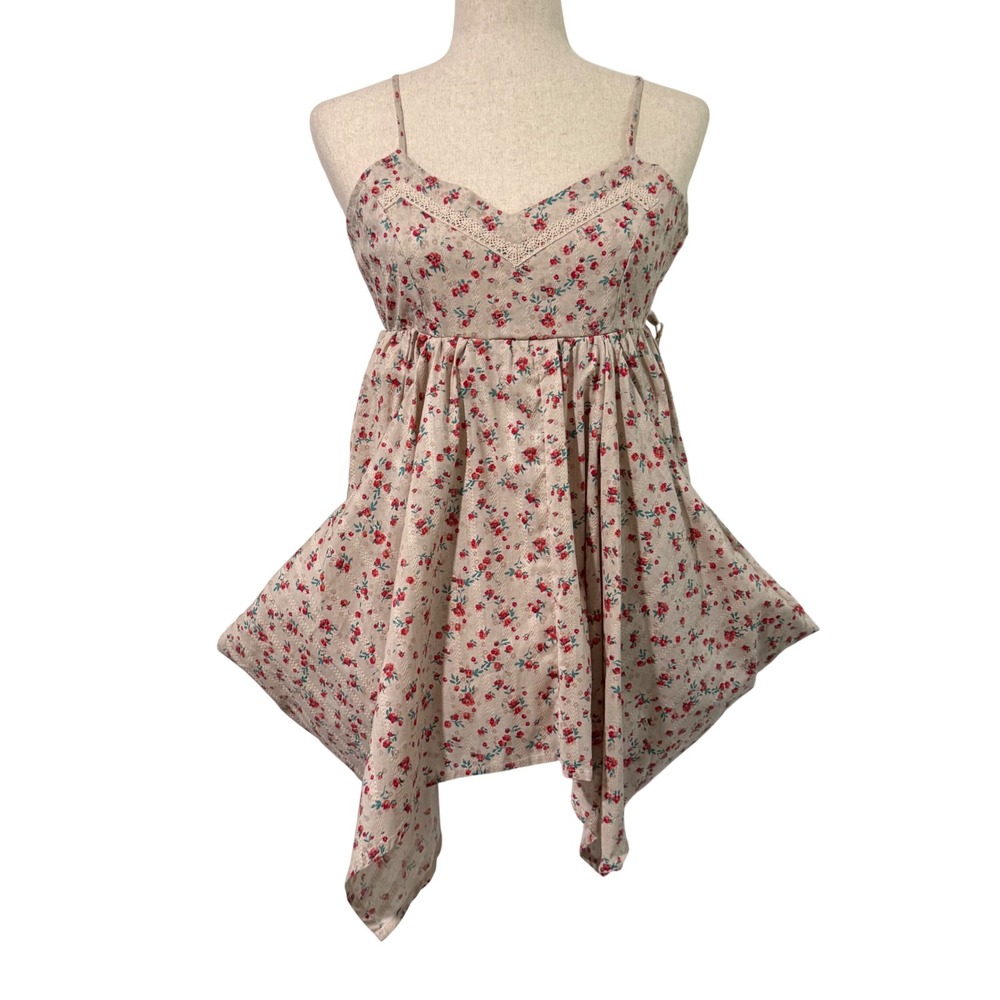 Olsenboye Dainty Floral Handkerchief Hem Camisole Top Lace Trim Small Y2k Boho